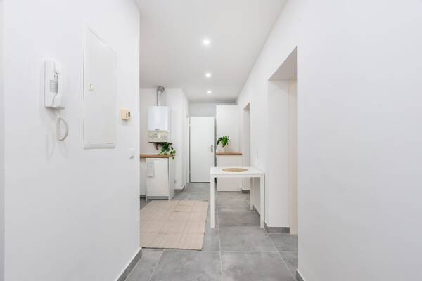 Dachgeschosswohnung in 51105 Köln mit 70 m² kaufen