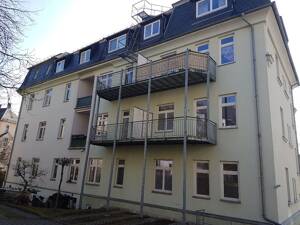 Bezugs- und provisionsfreie 2-Zimmer-ETW im Jugendstilhaus mit Balkon und Stellplatz – 8468 Reichenbach – Vorschaubild 2