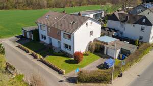 Viel Raum für Familie & Ideen - Charmantes Haus mit Garten in Bonn-Niederholtorf