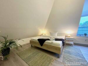 27462 HomeCompany Dresden Möbliert/Furnished 2-Zimmer Dachgeschoß-Apartment in Dresden-Grosszschachwitz max. 3 Personen – 1259 Dresden – Vorschaubild 5