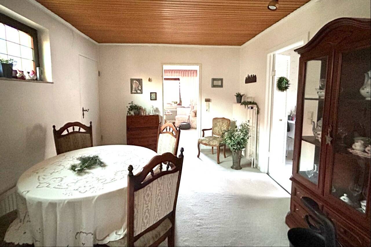 Sanierungsbedürftiges Ein-/Zweifamilienhaus in exklusiver Lage, Lauerholz – Lübeck – Vorschaubild 4
