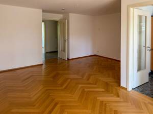 Bezugsfreie 3-Zimmer-Wohnung im 1. Obergeschoss – 81735 München – Vorschaubild 4