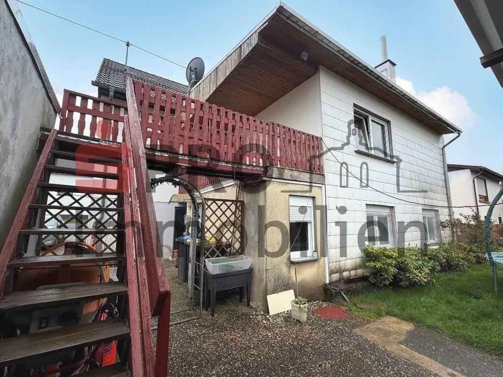 Zwei-/Dreifamilienhaus mit zwei Garagen und schönem Garten! – Riegelsberg – Vorschaubild 4