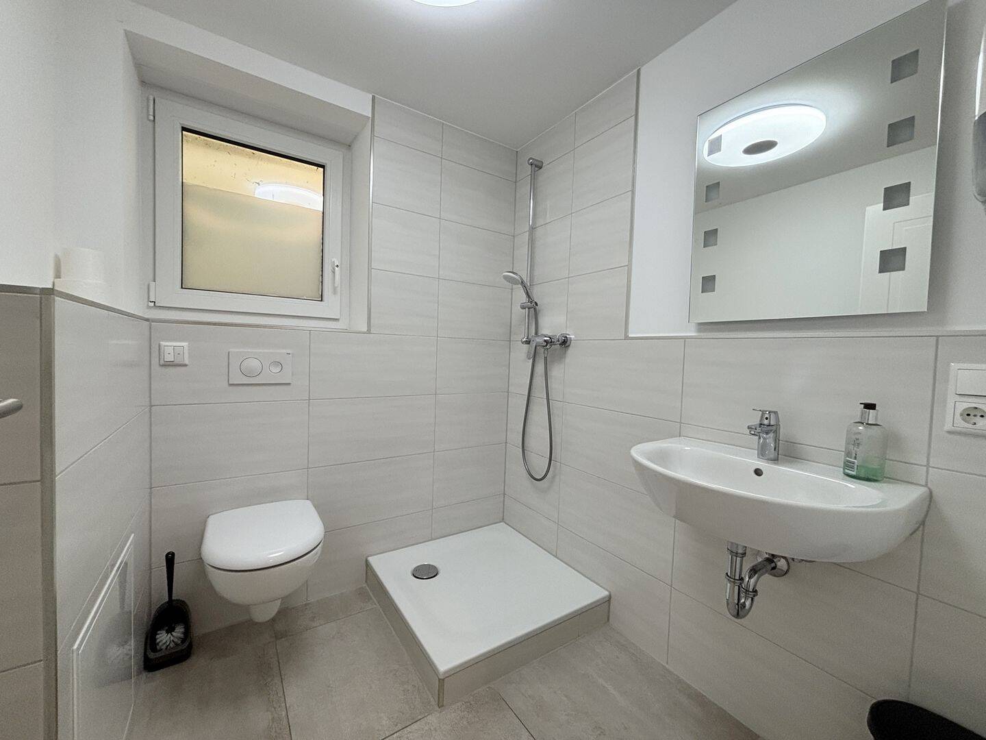 Moderne 2-Zimmerwohnung – Düsseldorf – Vorschaubild 4