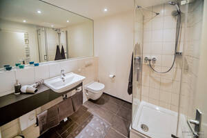 Welc(H)ome® by RIDA FLATS - CGN-City! All in plus! Internet + Balkon + Top Lage – 50670 Köln – Vorschaubild 2