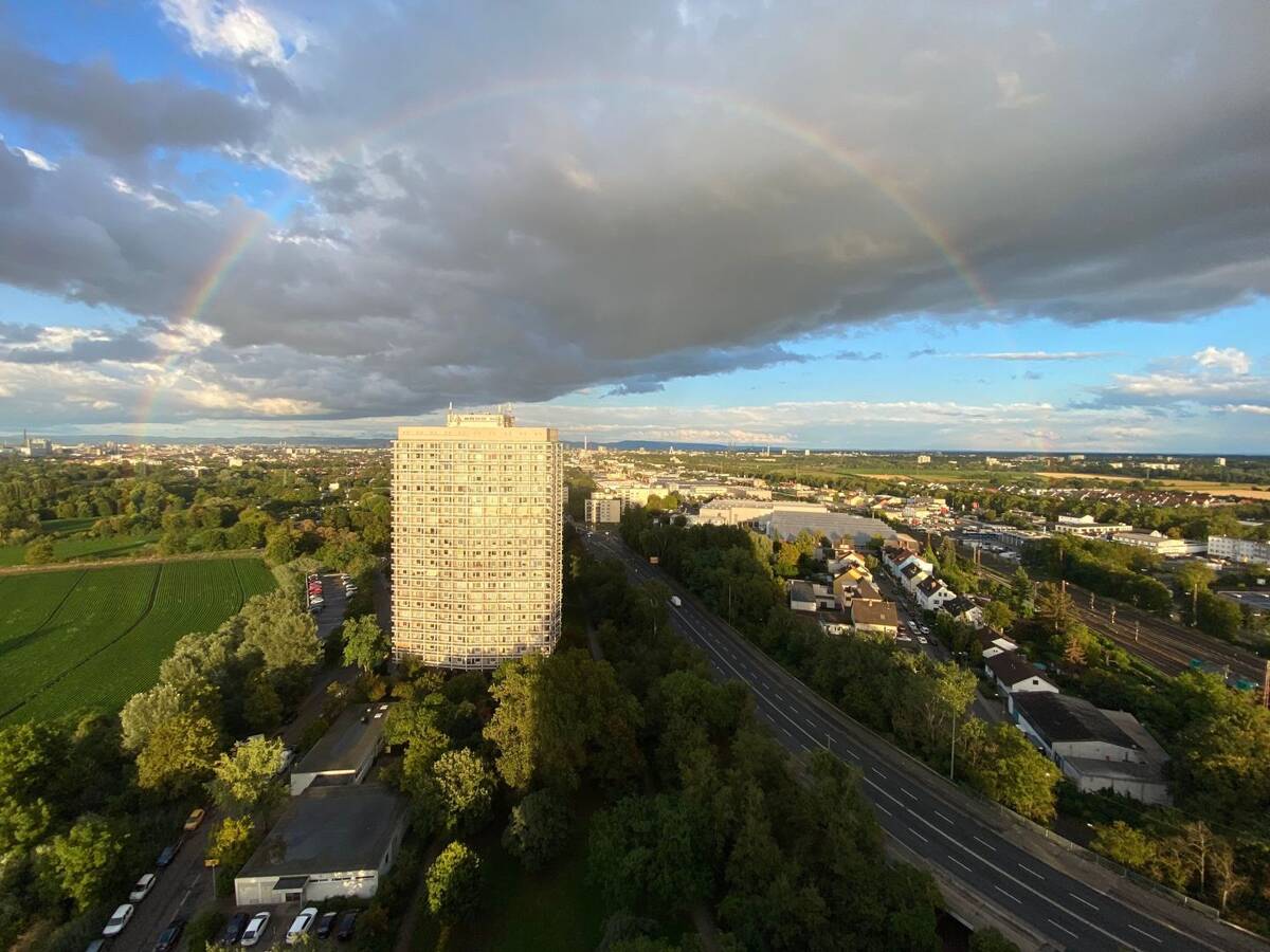 Über den Dächern von Ludwigshafen (3,5 ZKB) – 67063 Ludwigshafen am Rhein – Bild 1 von 9