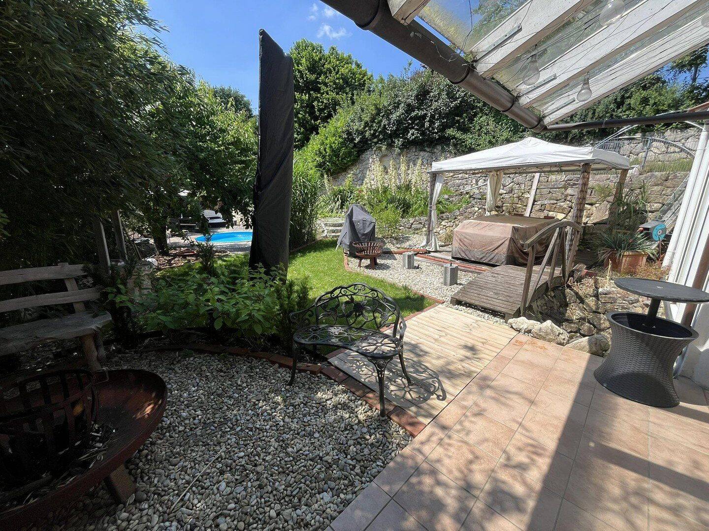 Wunderschöne 6,5 Zimmer Villa mit gehobener Innenausstattung – Hettenshausen – Vorschaubild 8