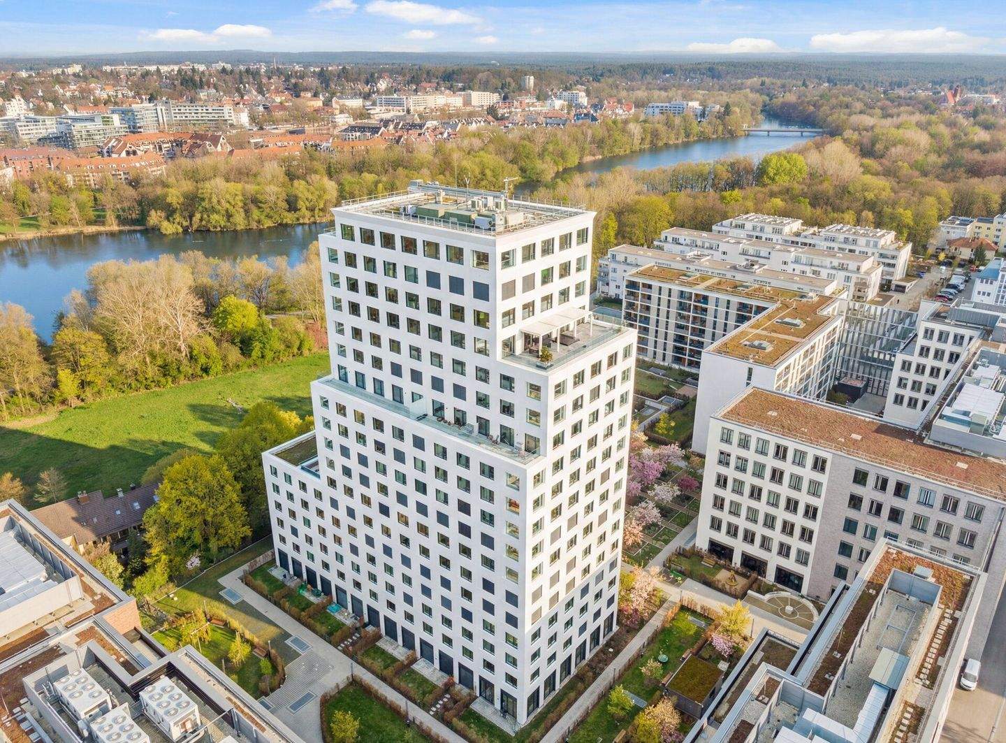 Fantastisches Penthouse mit (fast) Rundum-Blick über Nürnberg - mit 2 TG-Stellplätzen – Nürnberg – Vorschaubild 4