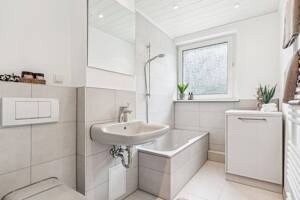 Provisionsfrei: Renovierte 3-Zimmer-Wohnung am Heidbergsee - sofort frei