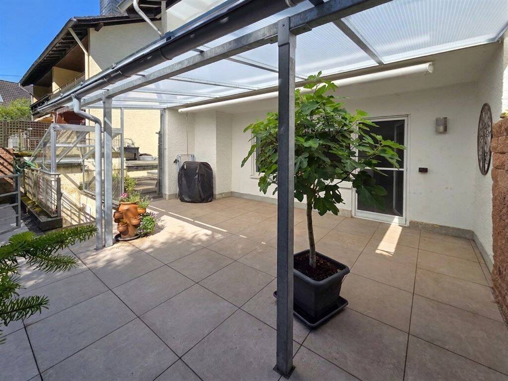 ein besonderes Zuhause - top gepflegte Doppelhaushälfte mit besonderem Hanggarten in Remagen – Remagen – Vorschaubild 2