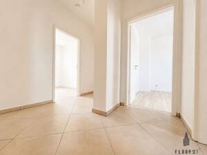Bezugsfreie 4-Zimmer-Wohnung mit Balkon und Stellplatz in Magdeburg – 39126 Magdeburg – Vorschaubild 5