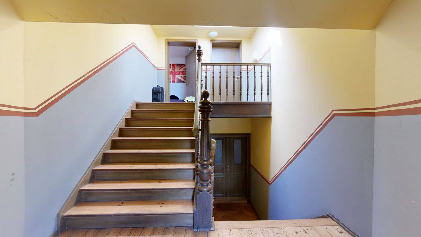 Vermietete Dachgeschosswohnung I 2 Zimmer I Tageslichtbad – Leipzig – Vorschaubild 2