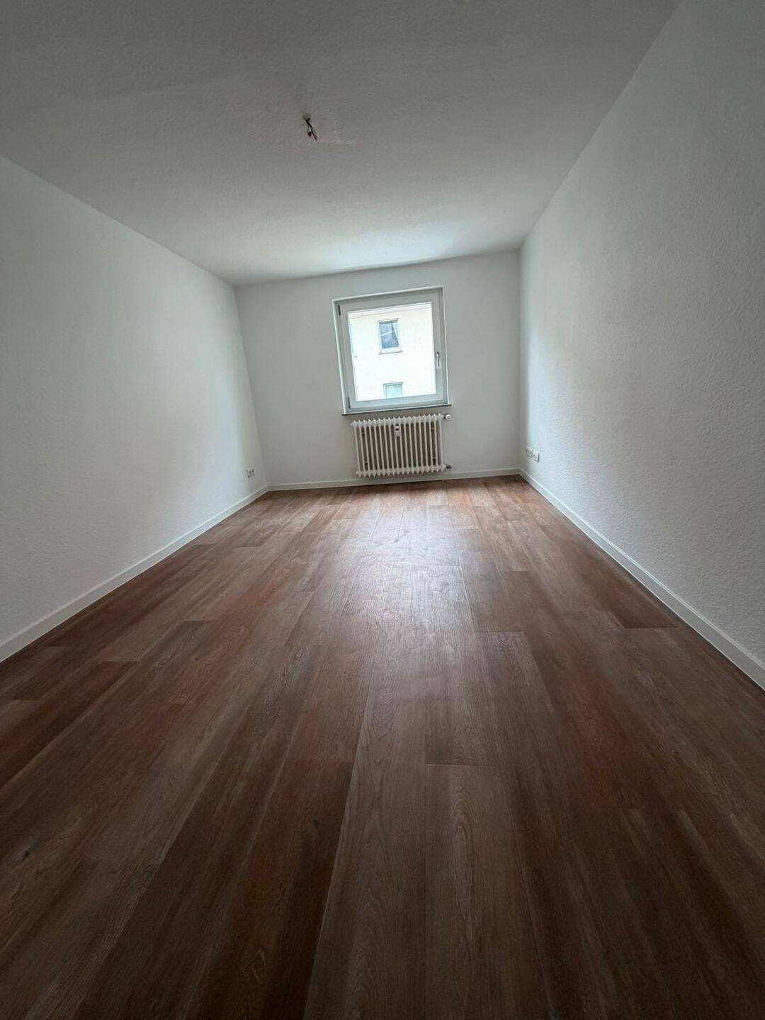 Geräumige 4-Zimmer-Wohnung im Herzen von Würzburgs Altstadt – Würzburg – Vorschaubild 4