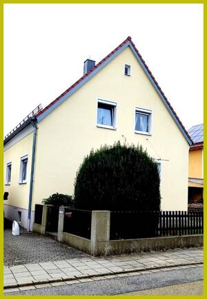 *** wohnen in Neumarkt - gemütliche - Erdgeschoss - Wohnung mit Gartenanteil & Einbauküche! *** – 92318 Neumarkt in der Oberpfalz – Vorschaubild 3