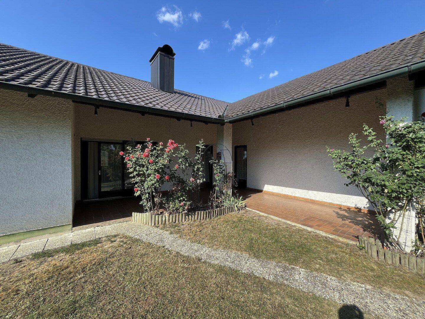 Großzügiger Bungalow mit Traumgrundstück, Dreifachgarage in Markt Eichendorf - provisionsfrei – Eichendorf – Vorschaubild 6