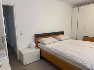 Attraktive 3-Zimmer-Wohnung mit zusätzlichen Tiefgaragenstellplatz – 50937 Köln – Vorschaubild 7
