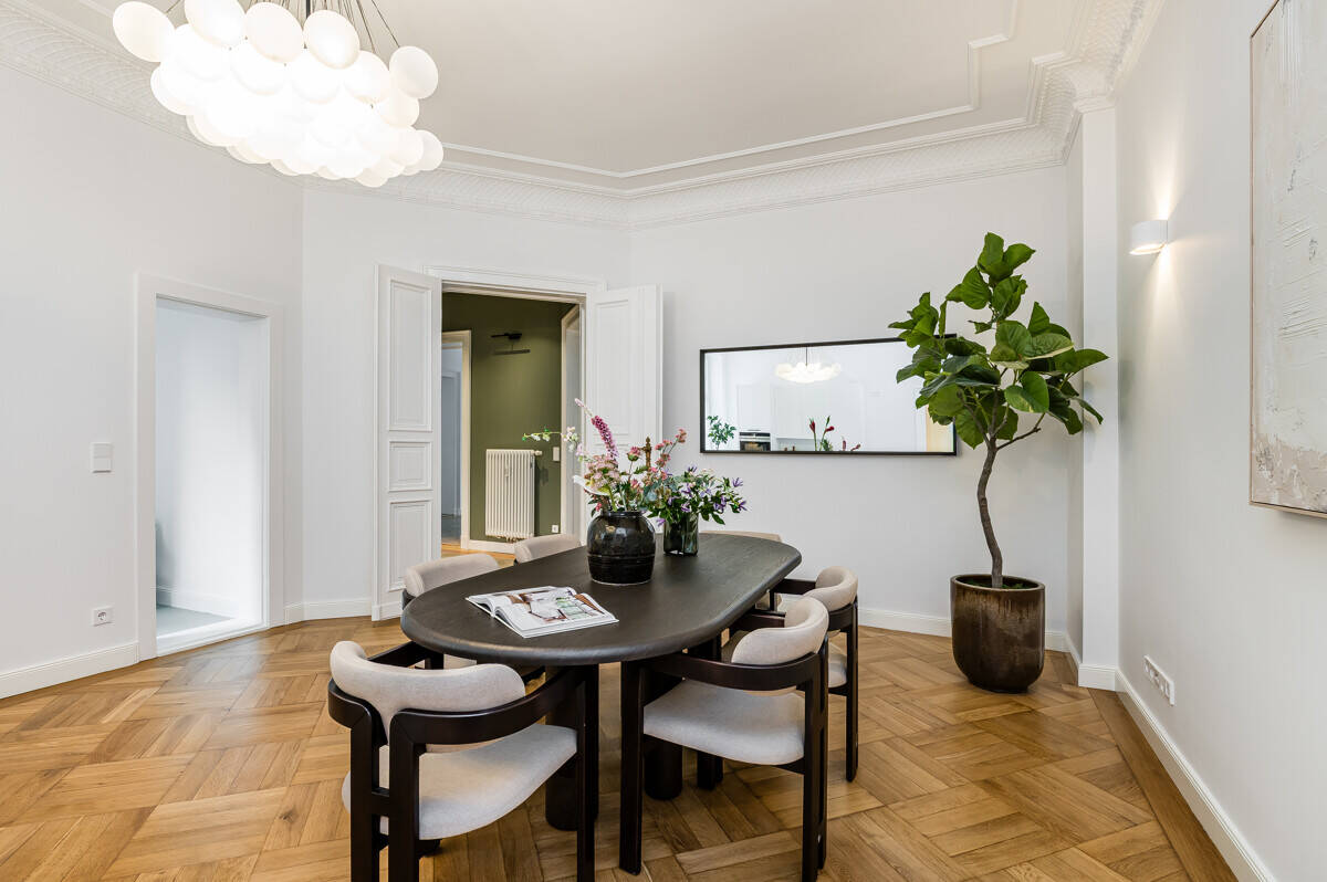 Altbau mit Seele - Stilvoll sanierte 5,5-Zimmer-Wohnung mit Eleganz und Raum für die ganze Familie! – Berlin – Vorschaubild 7