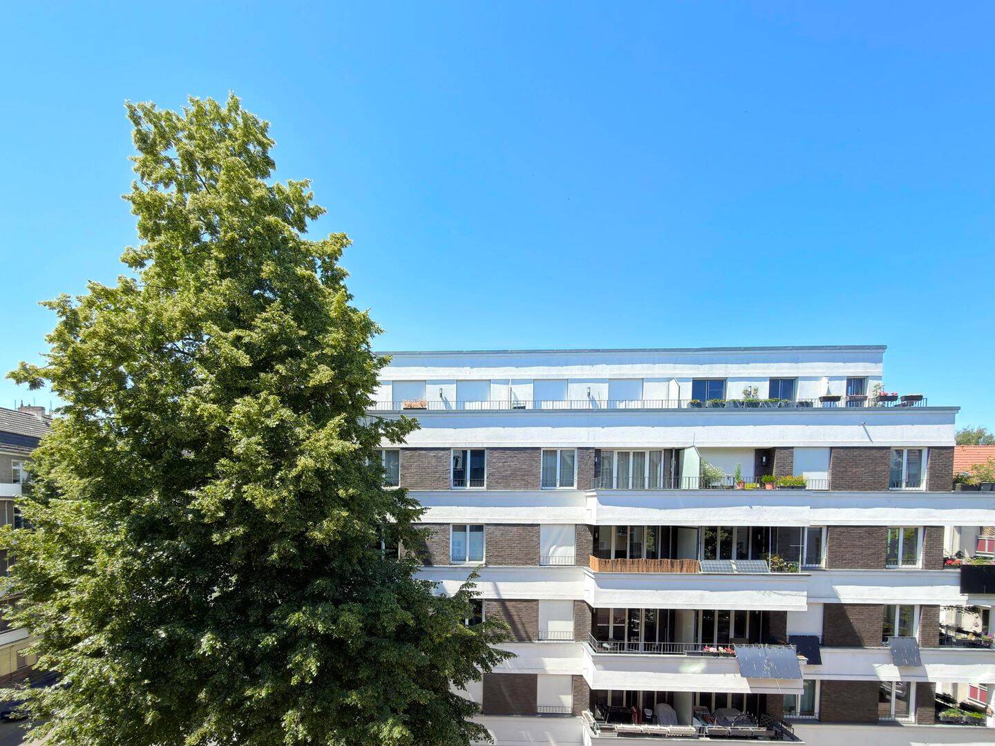 Altbaucharme im Weitlingkiez. Kernsanierter Klassiker mit Südwestbalkon – Berlin – Vorschaubild 5