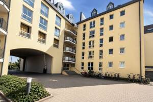 Gepflegte 2-Zimmer-Wohnung mit Duplex-Parker im Sonnenhof
