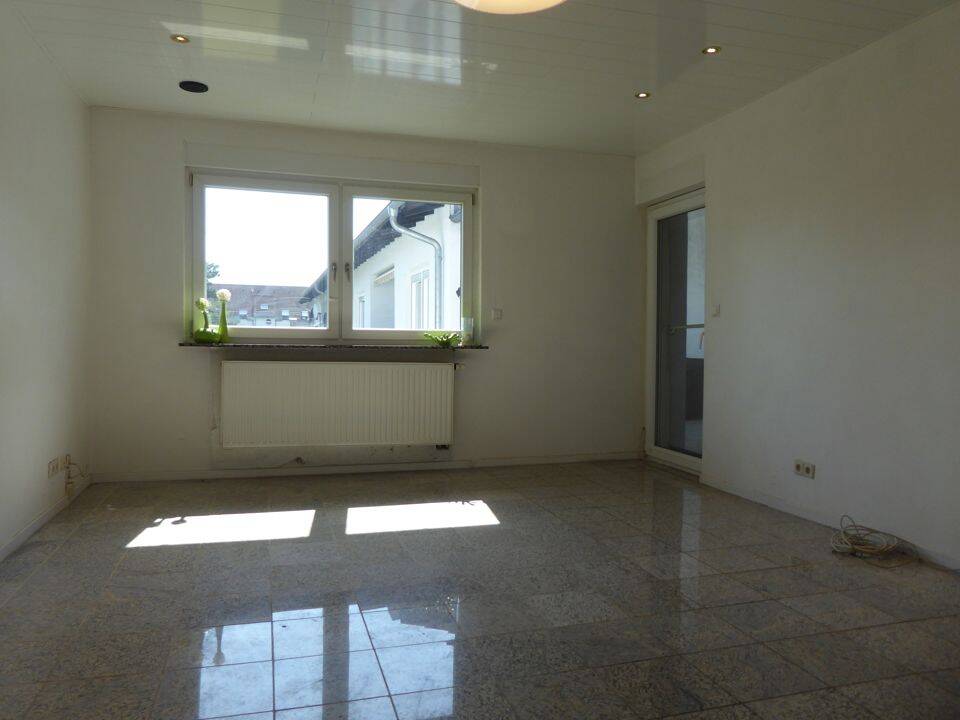 Attraktive Wohnung mit durchdachtem Grundriss und großzügigem Balkon in Käfertal! – Mannheim – Vorschaubild 2