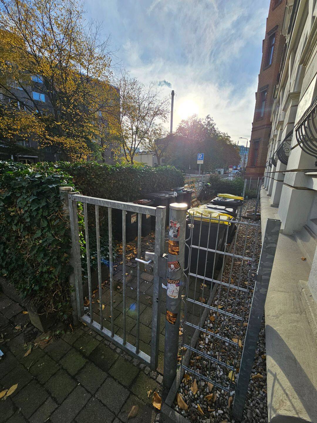 Repräsentative DG-Wohnung mit Galerie, ca. 64 m² WZ, Kamin, Gäste-WC, gr. Balkon, Lift – Leipzig – Vorschaubild 5