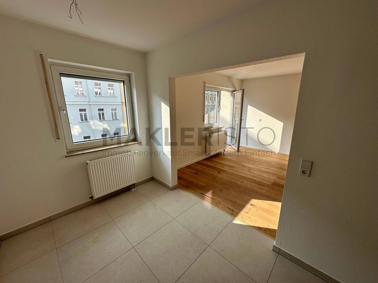 **Modernisierte 2-Raumwohnung mit Balkon, Einbauküche & Stellplatz in der Südvorstadt** – Leipzig – Vorschaubild 3