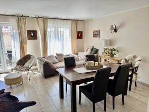 Neuwertiges Familienhaus mit Wohlfühlfaktor - Einbauküche, Wärmepumpe, Kachelofen, Klima & Terrasse – 64839 Münster – Vorschaubild 2