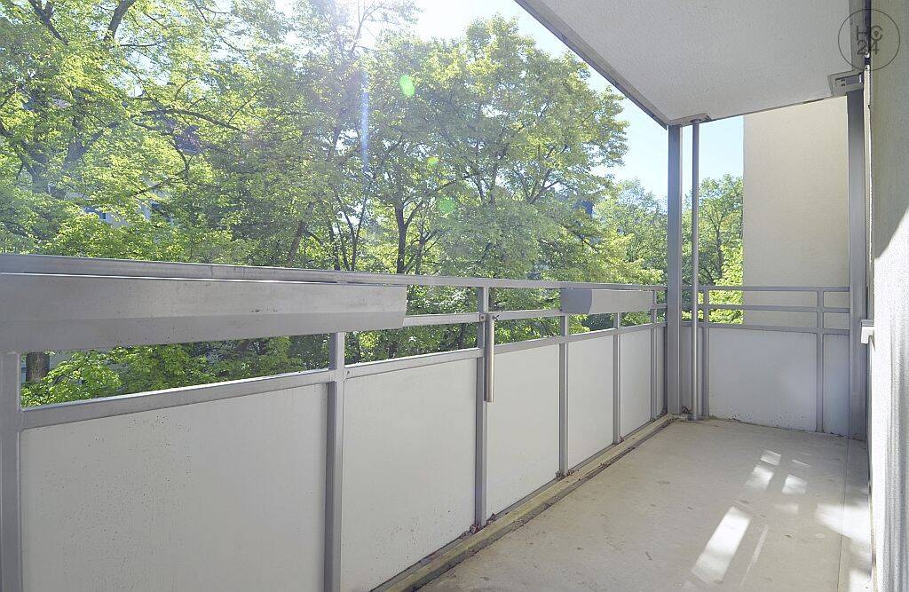 Helle modern möblierte 2-Zimmer Wohnung mit Balkon und Internet im Rheingauviertel in Wiesbaden – Wiesbaden – Vorschaubild 5