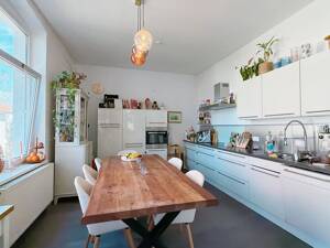 Stilvoll und geräumig: Altbauwohnung mit offener Wohnküche und Balkon Nähe Ostpark – 33604 Bielefeld – Vorschaubild 4