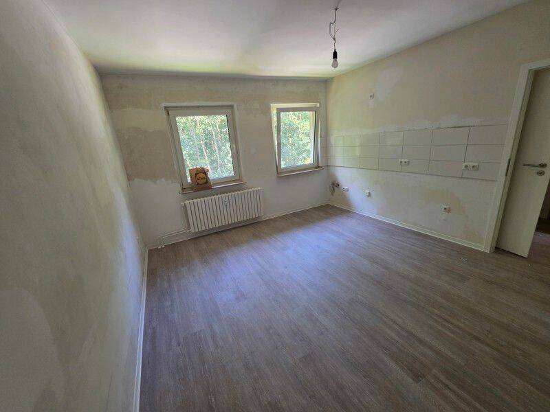 Frisch saniert, ab sofort, tolle Wohnung in Reisholz - mit Balkon – Düsseldorf – Vorschaubild 4