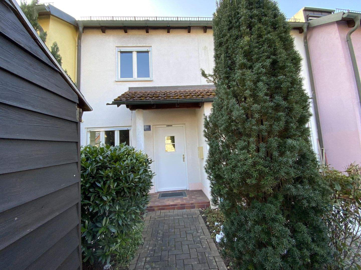 Reihenhaus in Ingolstadt-West - Hier finden Sie Ihr neues Zuhause – Ingolstadt – Vorschaubild 2