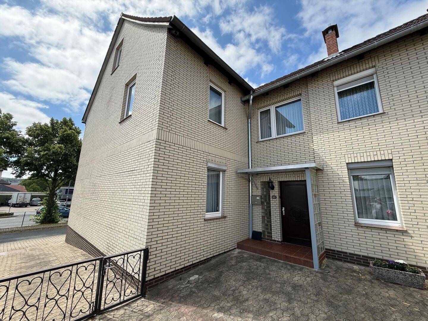 Großzügige Doppelhaushälfte – Salzgitter – Vorschaubild 2