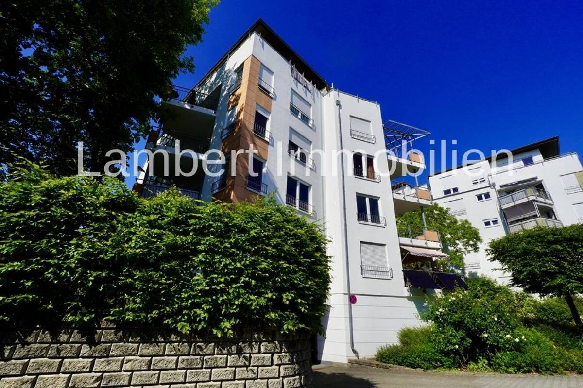 Sehr gepflegte 3-Zimmer-Wohnung mit Sonnenbalkon in Wiesbaden-Kohlheck – 65199 Wiesbaden – Bild 1 von 8