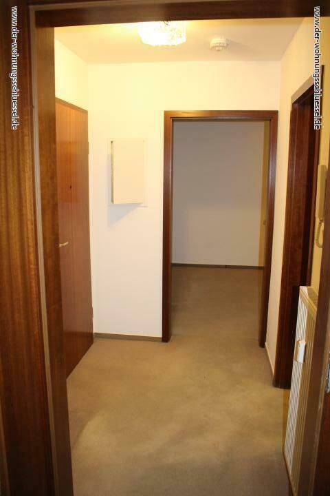 ZU VERKAUFEN - 2 Raumwohnung - BALKON MIT BESTER AUSSICHT – Annaberg-Buchholz – Vorschaubild 4