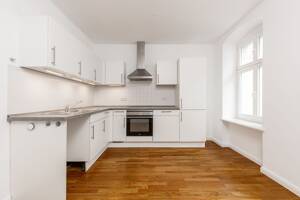 Familienglück in Mitte: 4 Zimmer, 3 Schlafräume, eigener Balkon – 10115 Berlin – Vorschaubild 4