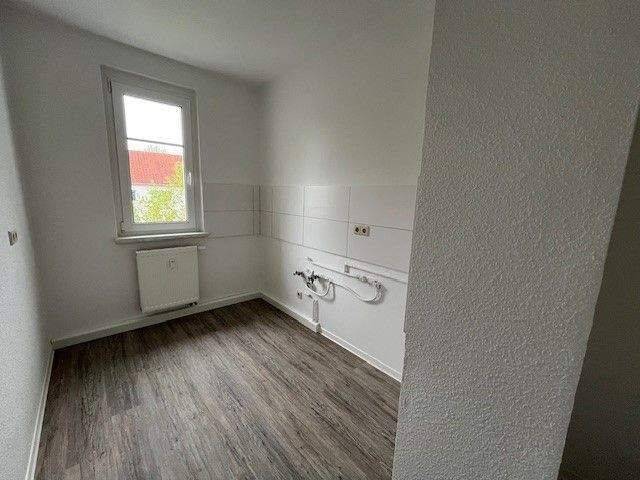 Top - Angebot für WG´s...Super 2-Zimmer-WG-Wohnung mit Einbauküche möglich, all incl., sofort einzugsfertig – Zwickau – Vorschaubild 9