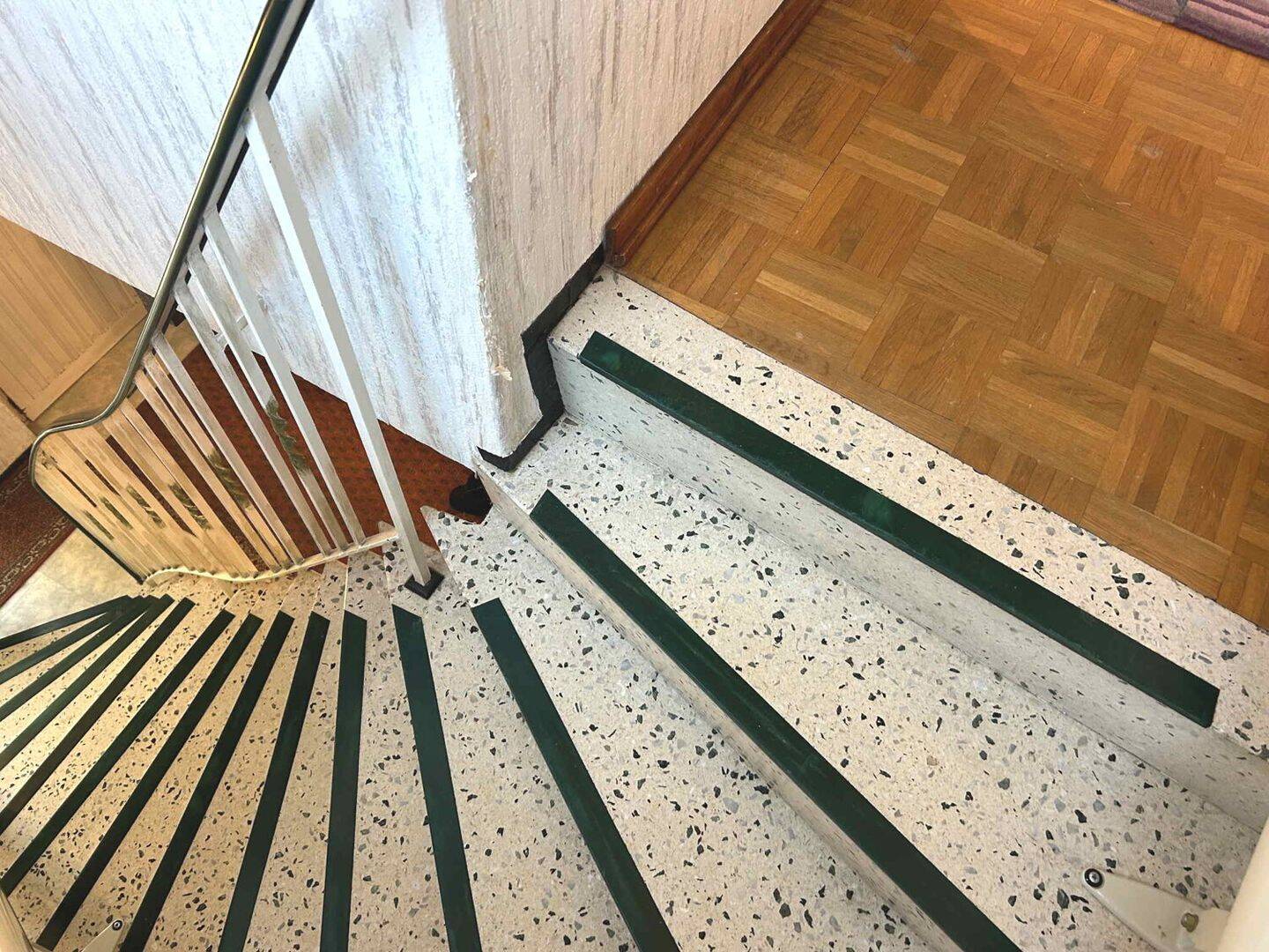 Familienfreundliche Doppelhaushälfte mit viel Potenzial und großem Garten – Hamburg – Vorschaubild 8