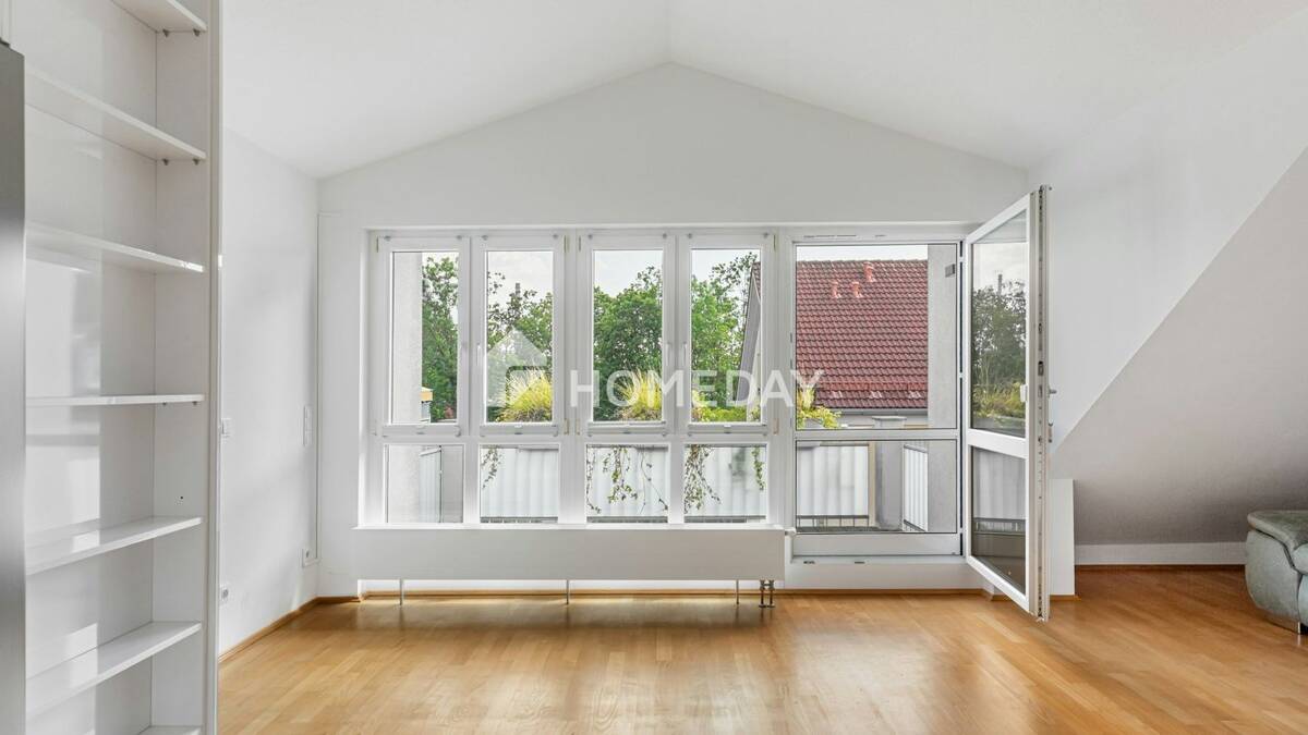 Stilvolle Wohnung im dritten Obergeschoss mit EBK, Balkon, Tiefgarage und Aufzug in Unterföhring – 85774 Unterföhring – Bild 1 von 9