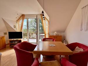 Gemütliche Eigentumswohnung mit Fahrstuhl, Süd-Balkon und Carport – 27476 Cuxhaven – Vorschaubild 7