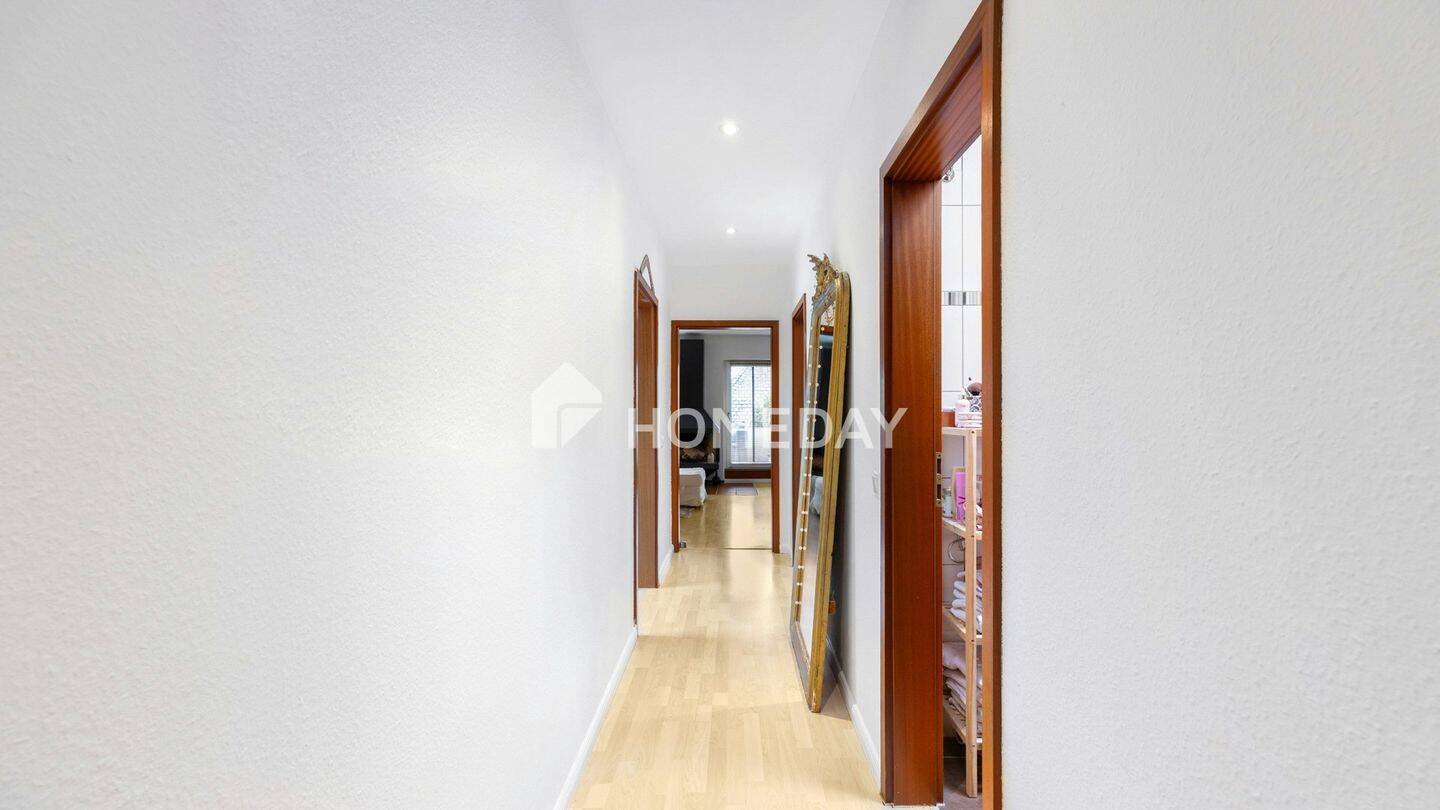 Kapitalanlage mit Ausblick: 2-Zimmer-Dachgeschosswohnung mit Südwest-Balkon und TG-Stellplatz – Hamburg – Vorschaubild 8