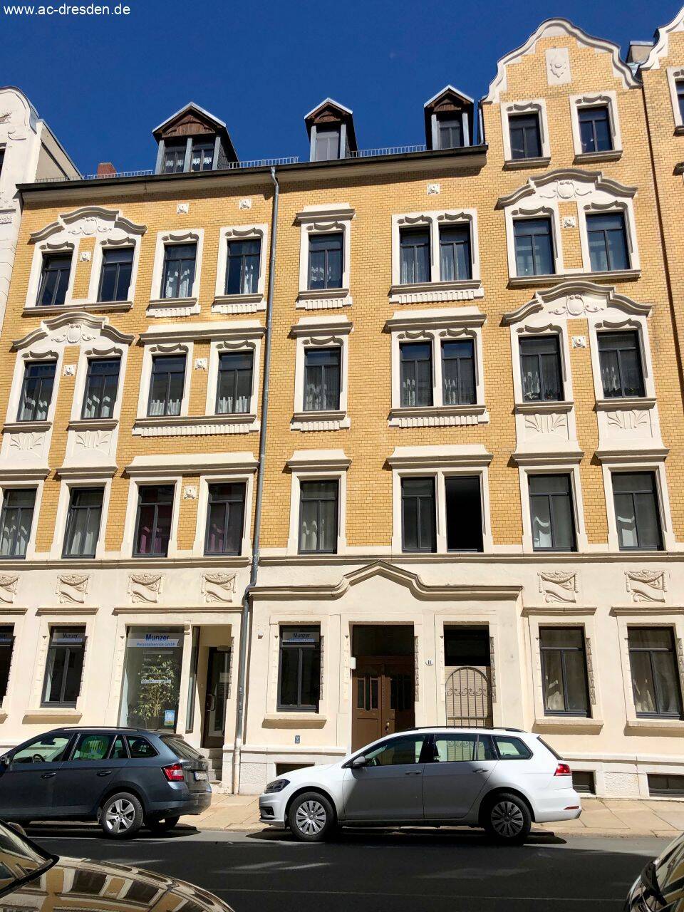 Helle 3-Raum-Wohnung mit Balkon im kernsanierten Gründerzeithaus im Lutherviertel