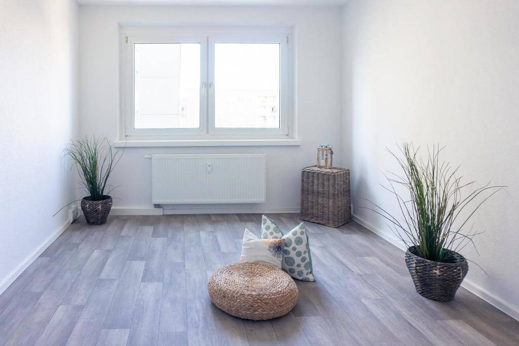 3-Raum-Wohnung mit Balkon nahe Markuskirche – Chemnitz – Vorschaubild 2