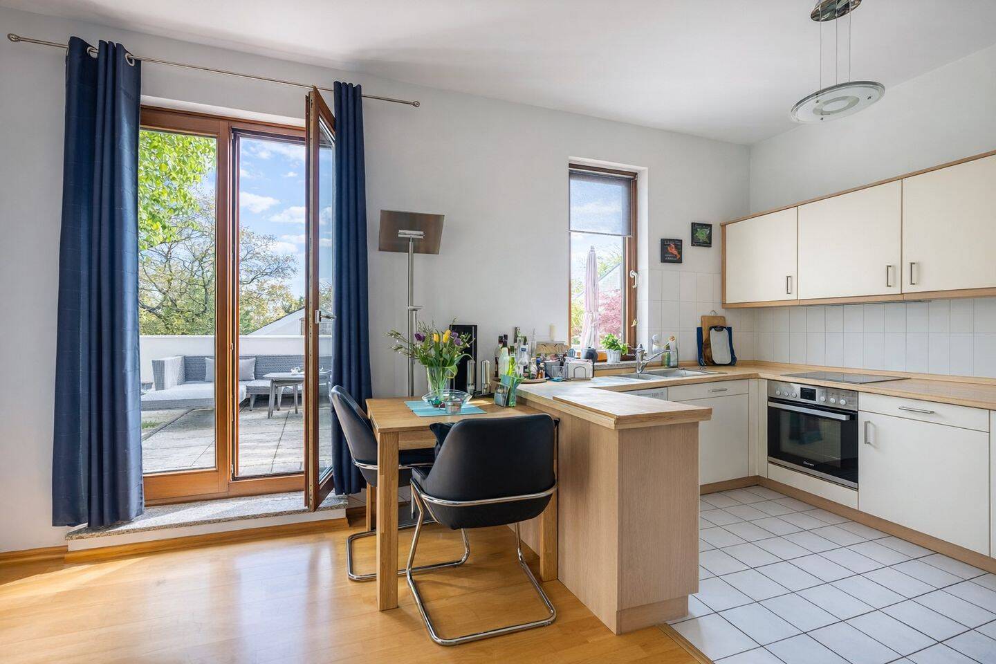Penthouse mit großzügiger Dachterrasse – Hamburg – Vorschaubild 3