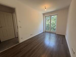 Schicke moderne und geräumige Wohnung mit Balkon KFW 40 – 26123 Oldenburg – Vorschaubild 8