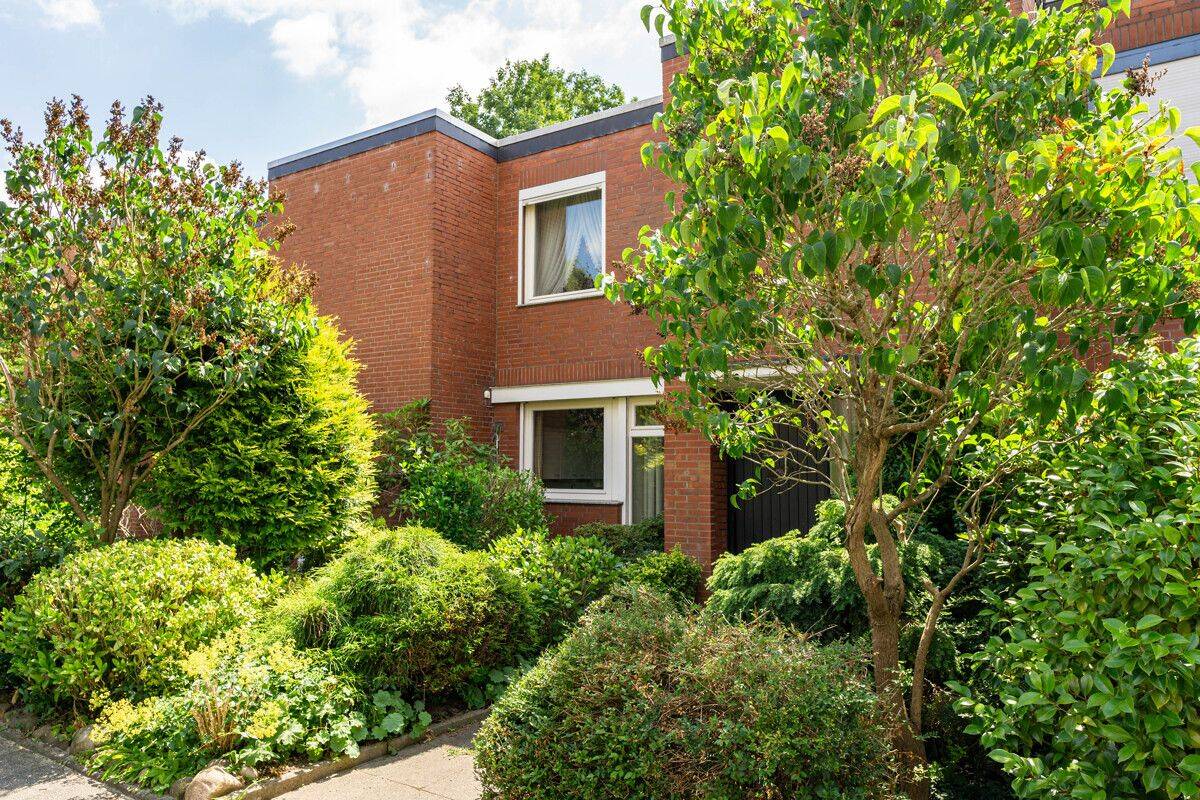 PURNHAGEN-IMMOBILIEN - Reihenmittelhaus mit Garage in ruhiger Sackgassenlage von Bremen-Lesum! – 28717 Bremen – Bild 1 von 9