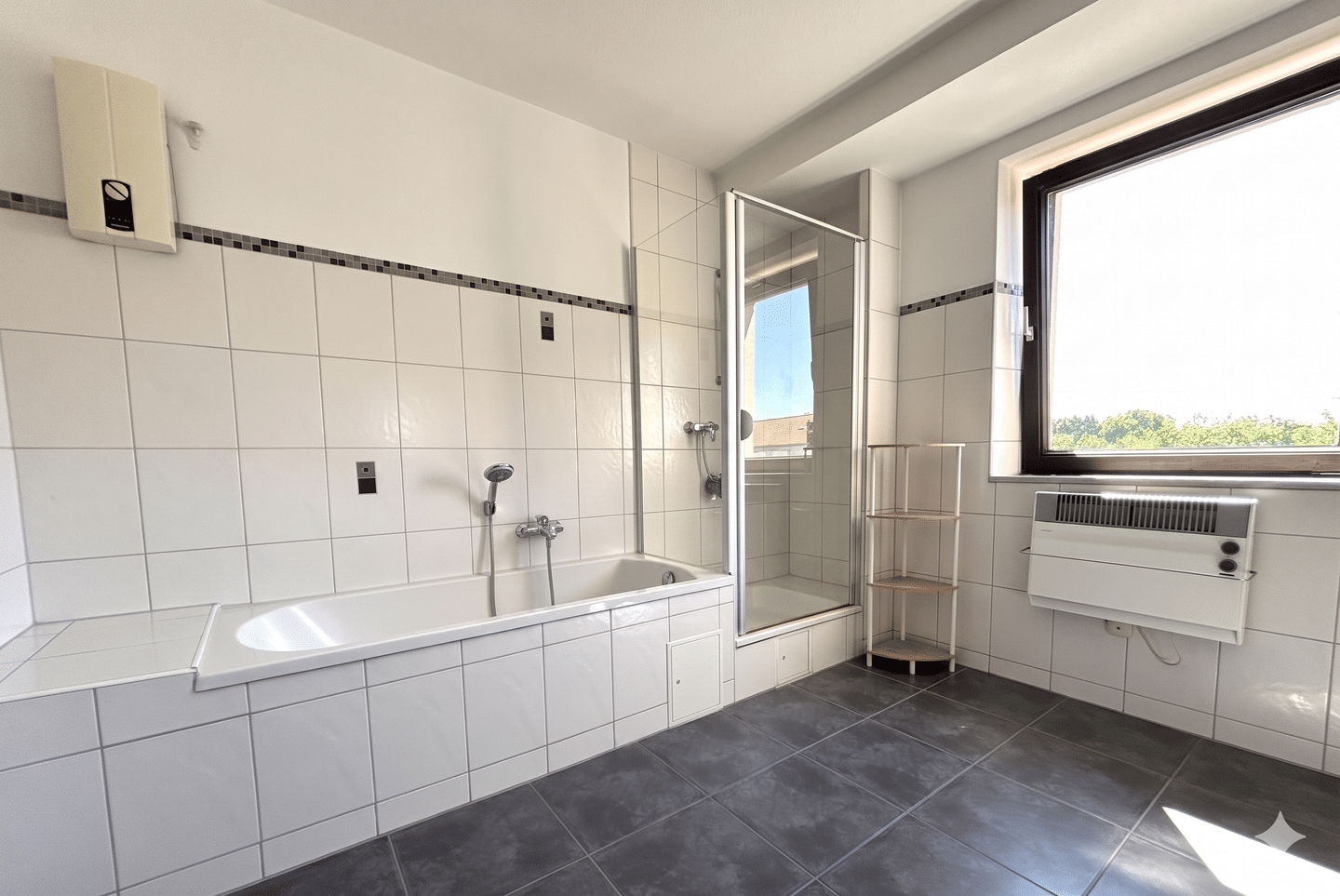 WG-geeignete 2-Zimmer-Wohnung in Augsburg-Hochzoll – 77 m² mit top Anbindung – Augsburg – Vorschaubild 5