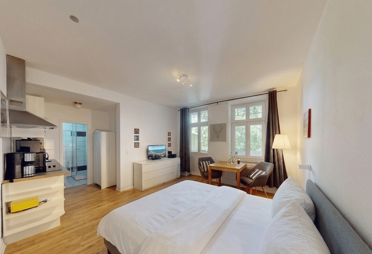 Studiowohnung in der geschichtsträchtigen Villa Sanssouci