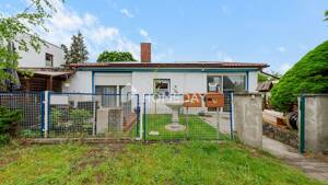 Familienfreundlicher 4-Zimmer-Bungalow mit Garten, zwei Terrassen und PV-Anlage – 12683 Berlin – Vorschaubild 3