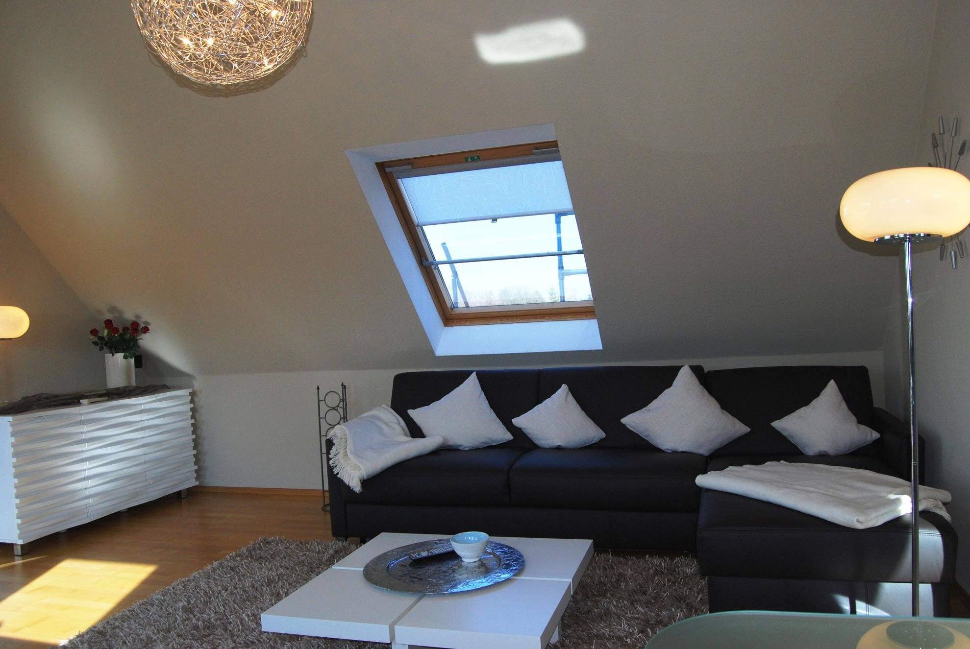 Möbilierte Luxus-Penthousewohnung***** m. 20 qm Südloggia, Tiefgarage (Miete einschl. aller NK!) – Solingen – Vorschaubild 5