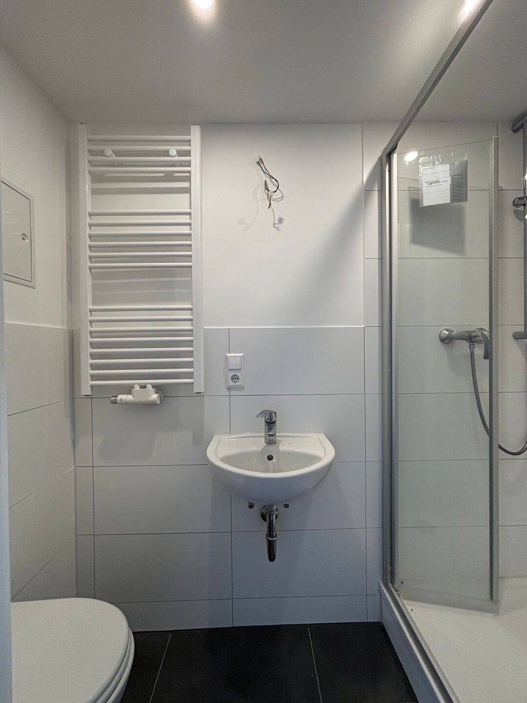 Stilvolles Single-Apartment in renoviertem Zustand I Balkon I EBK – Leipzig – Vorschaubild 5